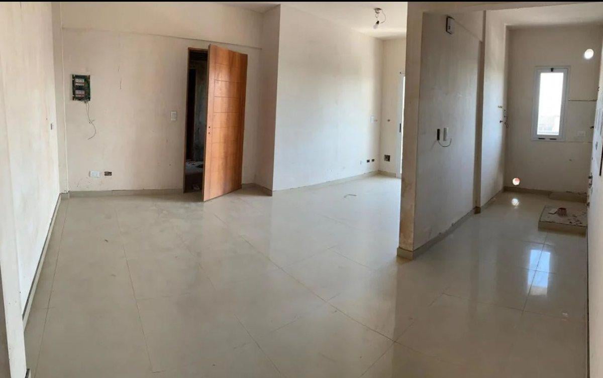 Foto de VENTA DEPARTAMENTO 3 AMB. BERNAL OESTE APTO CREDIT, imagen 3
