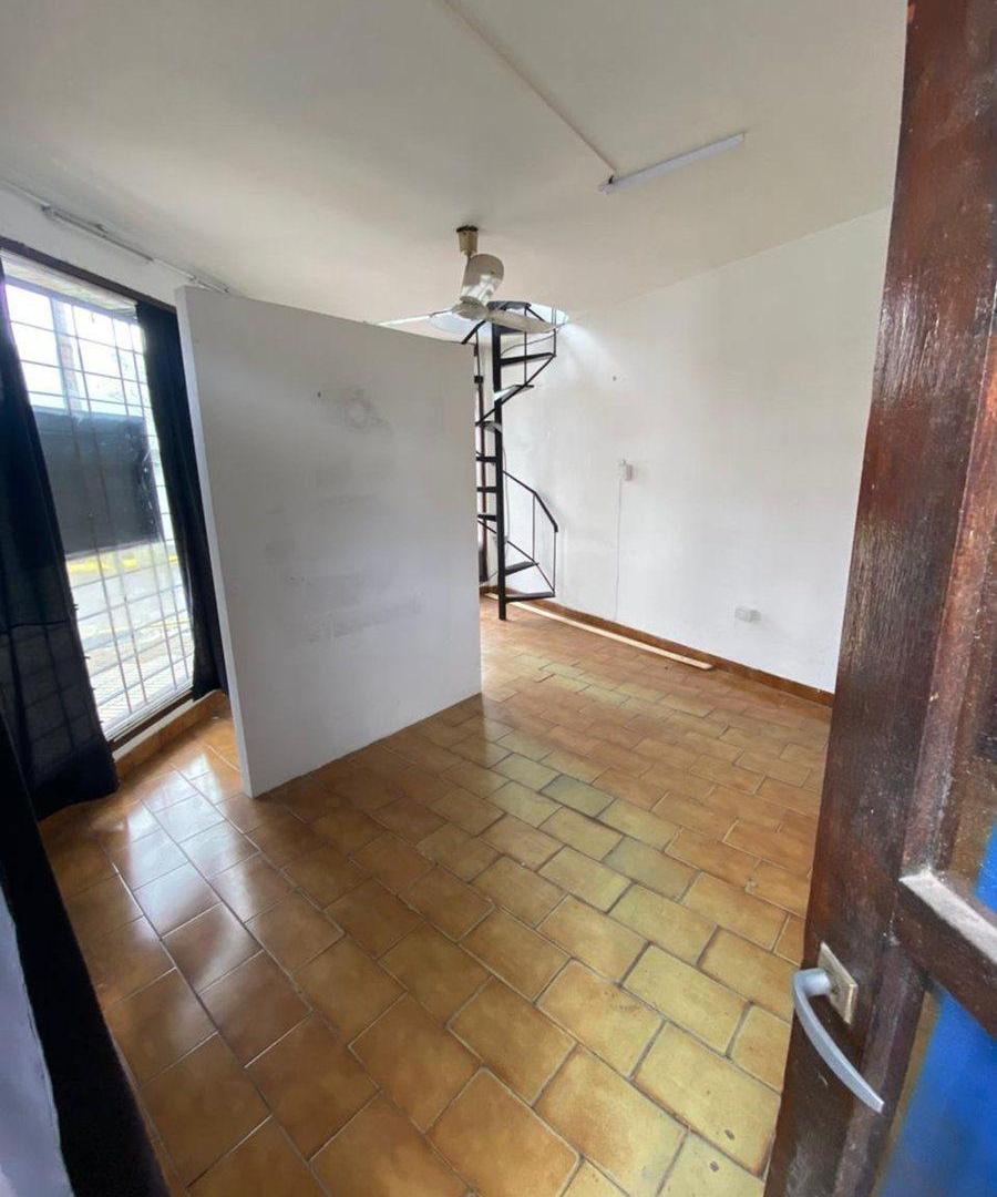 Foto de VENTA LOCAL COMERCIAL, BERNAL ESTE., imagen 5