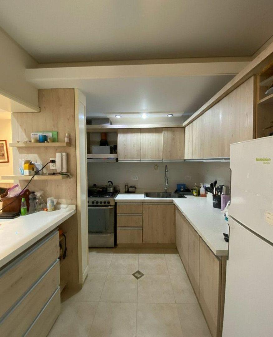 Foto de VENTA CASA 4 AMBIENTES COCHERA Y JARDIN QUILMES, imagen 1