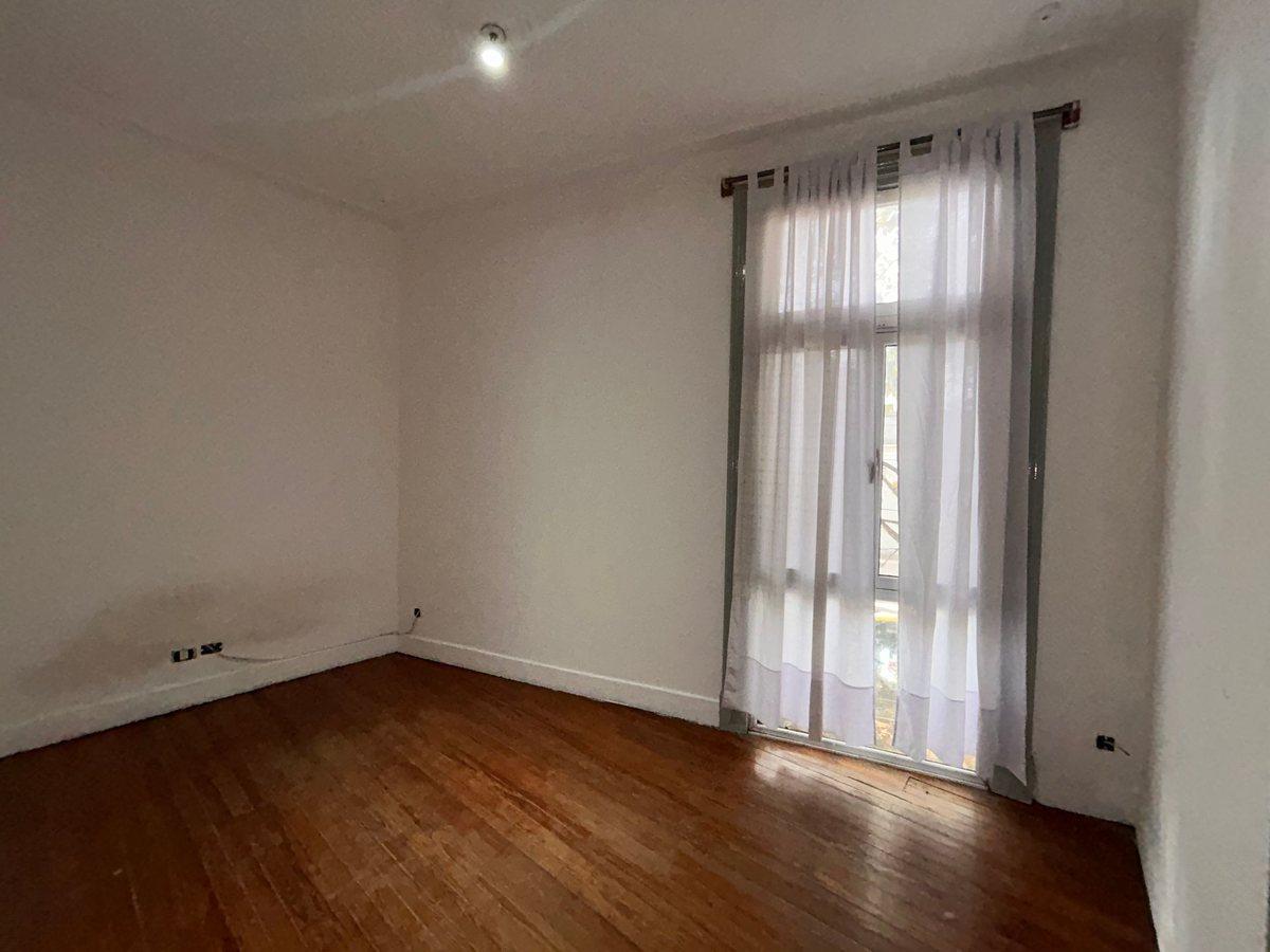 Foto de VENTA PH con LOCAL, 3 AMB BERNAL por escalera, imagen 5