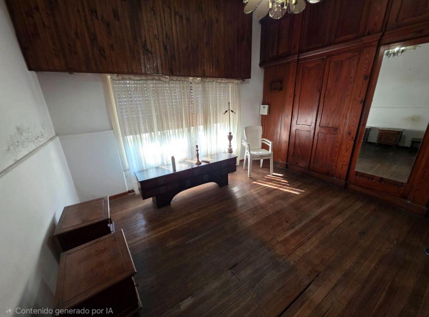 Foto de Venta Casa 3 ambientes con cochera. Quilmes Centro, imagen 1