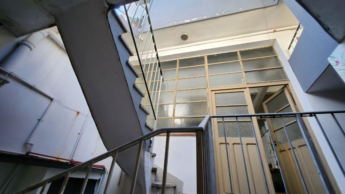 Foto de VENTA CASA MULTIFLIAR COCHERAS DOCK SUD AVELLANEDA, imagen 2