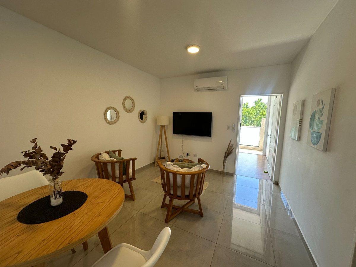 Foto de VENTA DEPARTAMENTO 2 AMBIENTES C COCHERA QUILMES, imagen 1