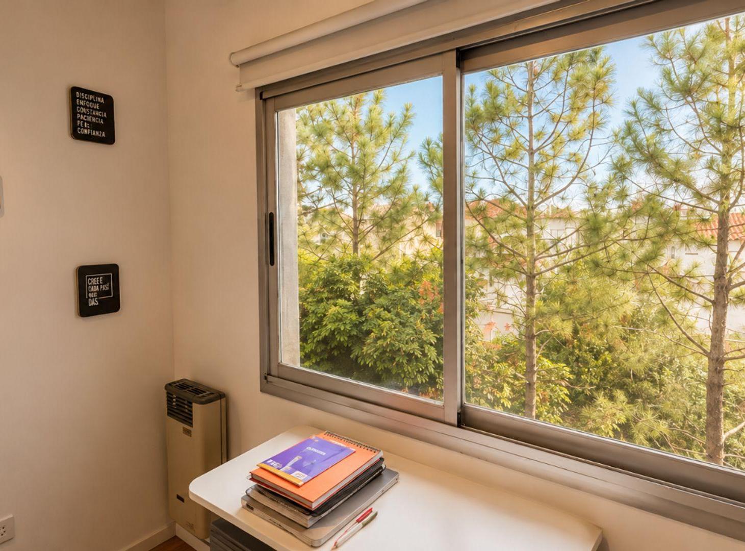 Foto de VENTA DEPTO 4 AMB BERNAL CENTRO, imagen 4
