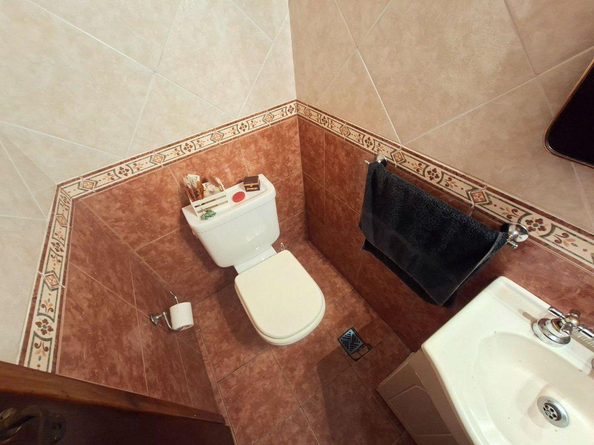Foto de VENTA CASA TRIPLEX 4 AMB C/ COCHERA Y PATIO BERNAL, imagen 5
