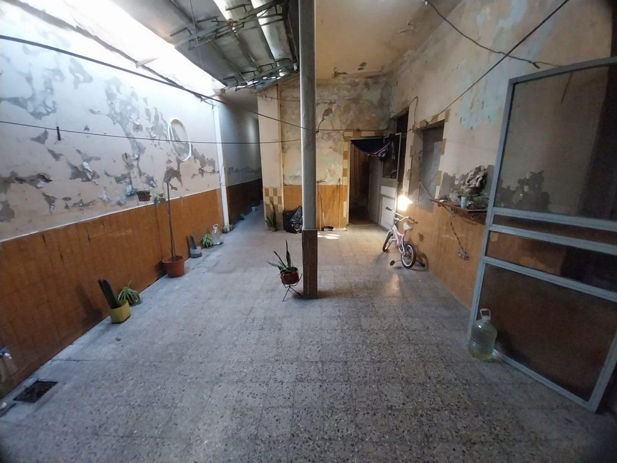 Foto de VENTA CASA 4 AMBIENTES CON PATIO SARANDI, RECICLAR, imagen 4