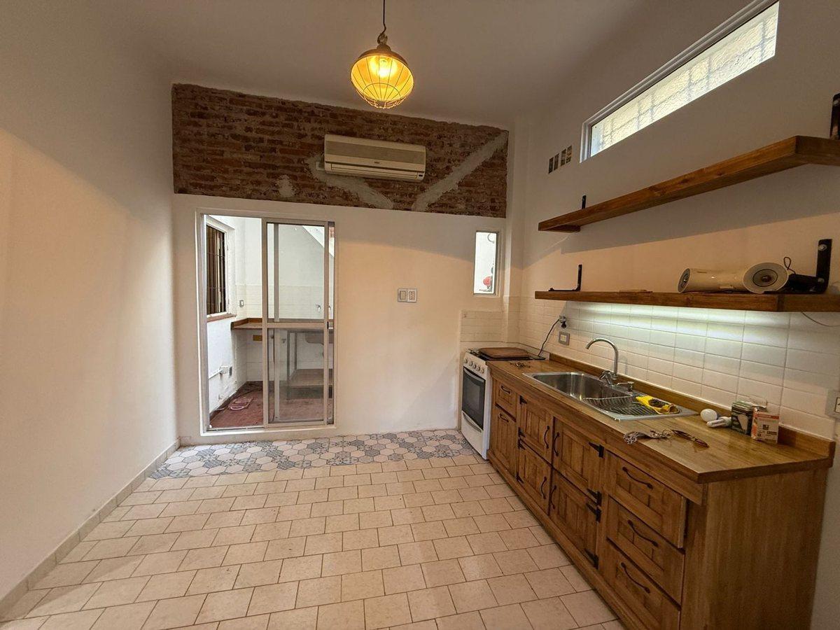 Foto de VENTA PH INDEPENDIENTE 3 AMB CON TERRAZA BERNAL, imagen 1