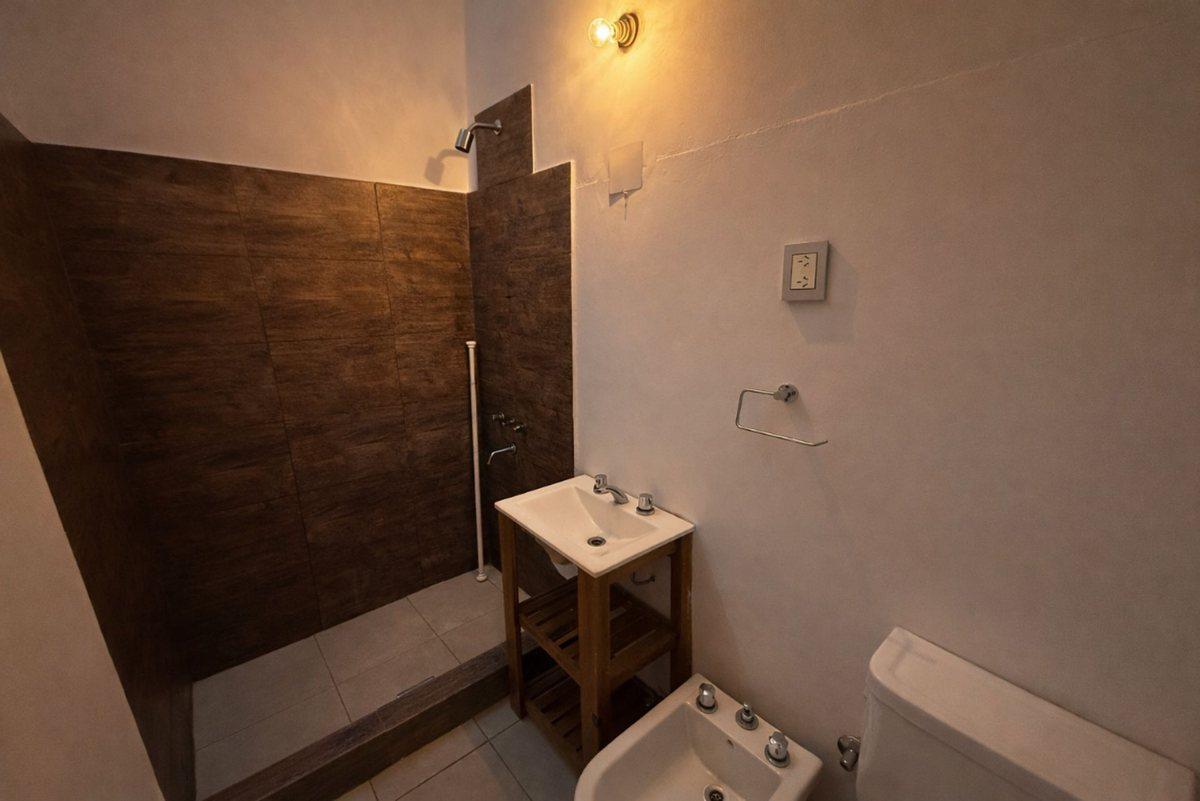 Foto de VENTA PH INDEPENDIENTE 3 AMB CON TERRAZA BERNAL, imagen 2