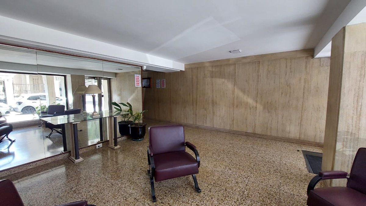 Foto de Departamento en Venta dos ambientes Bernal Centro, imagen 2