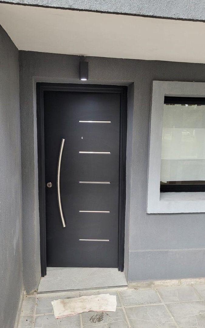 Foto de CASA 4 AMBIENTES CON COCHERA EN QUILMES EN VENTA, imagen 1