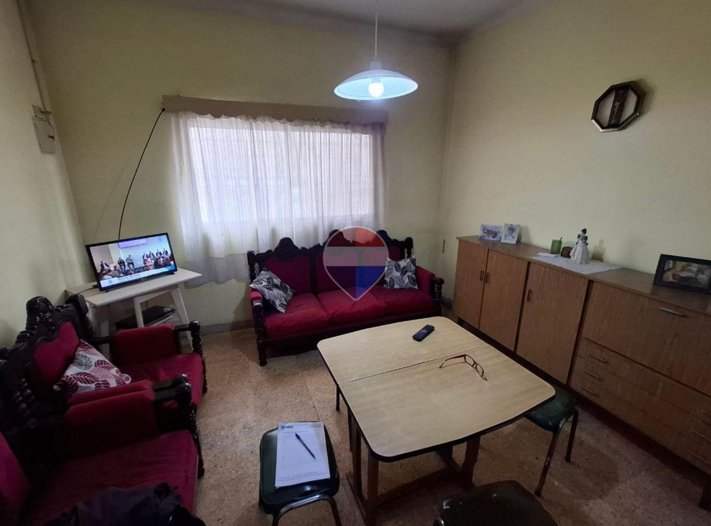 Foto de VENTA PH 5 AMBIENTES CON JARDIN BERNAL OESTE, imagen 4
