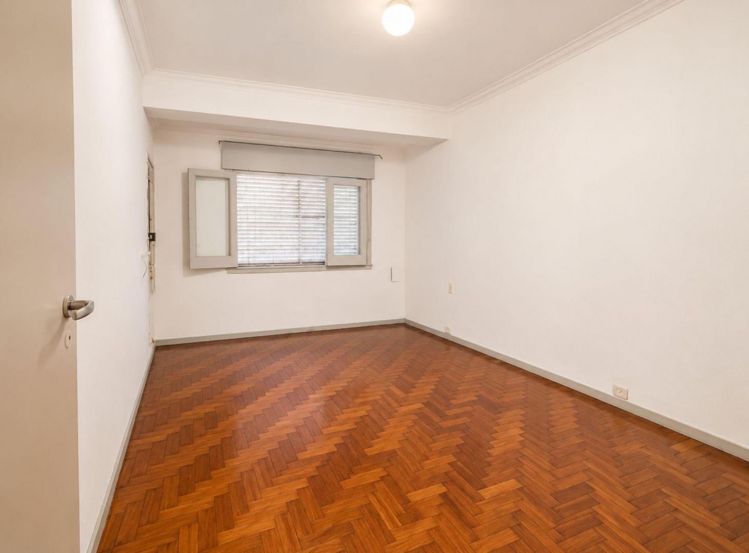 Foto de ALQUILER CASA 2 AMBIENTES BERNAL, imagen 4