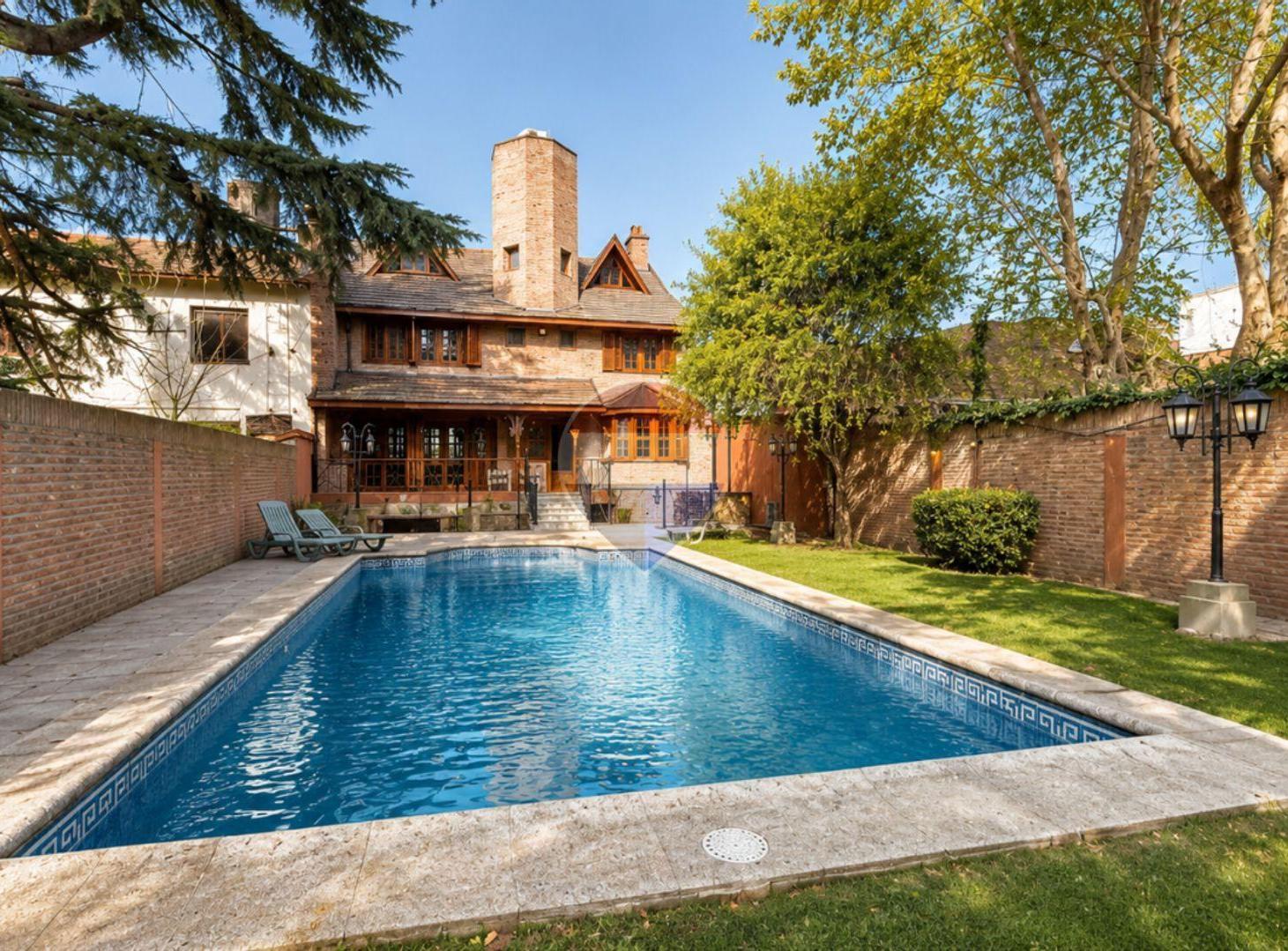 Foto de CASA 6 AMB EN QUILMES CENTRO CON PISCINA EN VENTA, imagen 1
