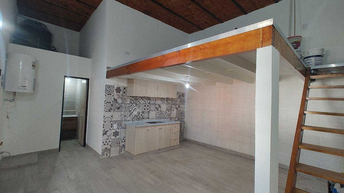 Foto de VENTA PH MONOAMBIENTE AVELLANEDA, imagen 1