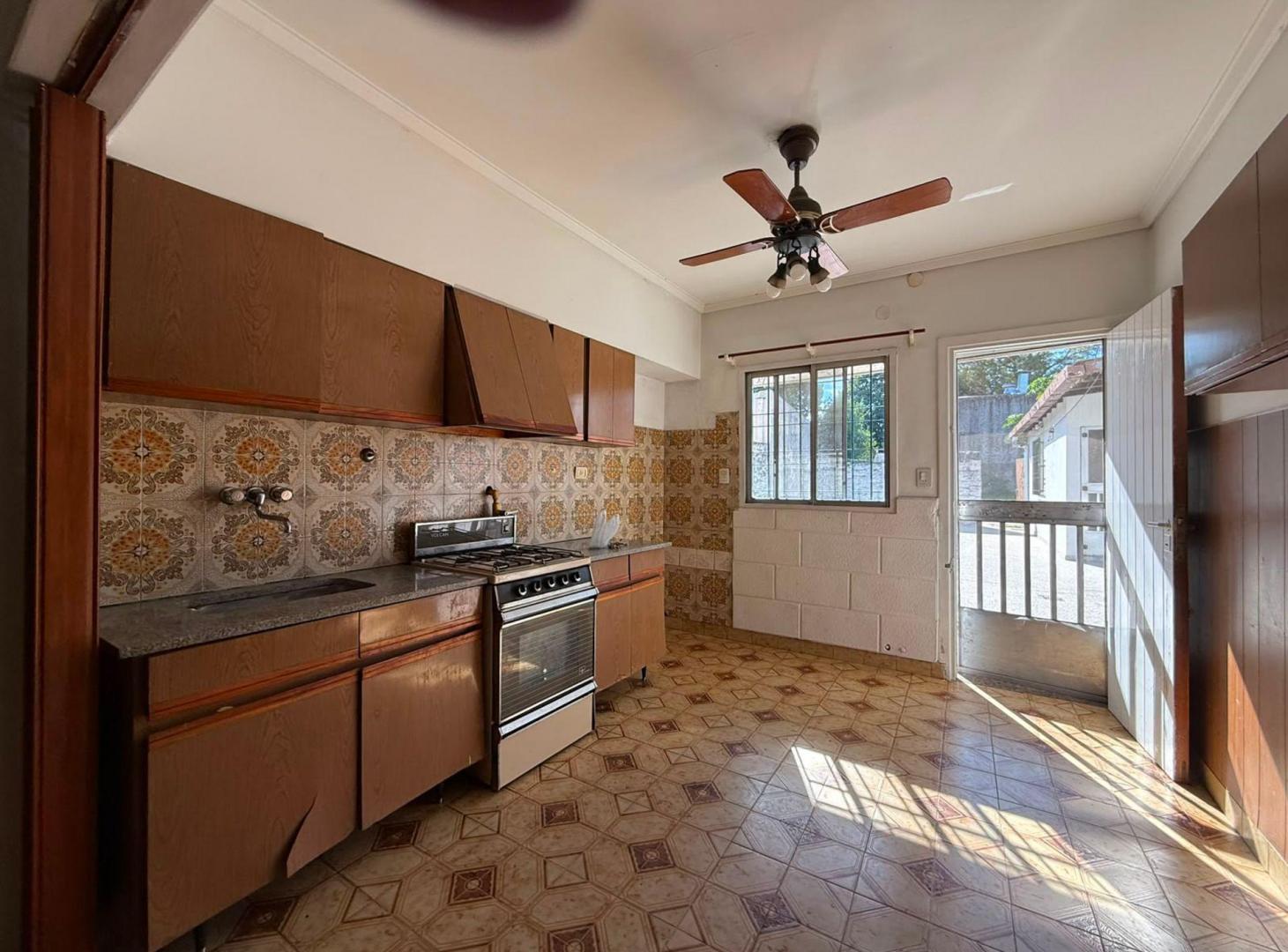 Foto de CASA 3 AMBIENTES COCHERA QUINCHO EN GRAN LOTE!, imagen 1