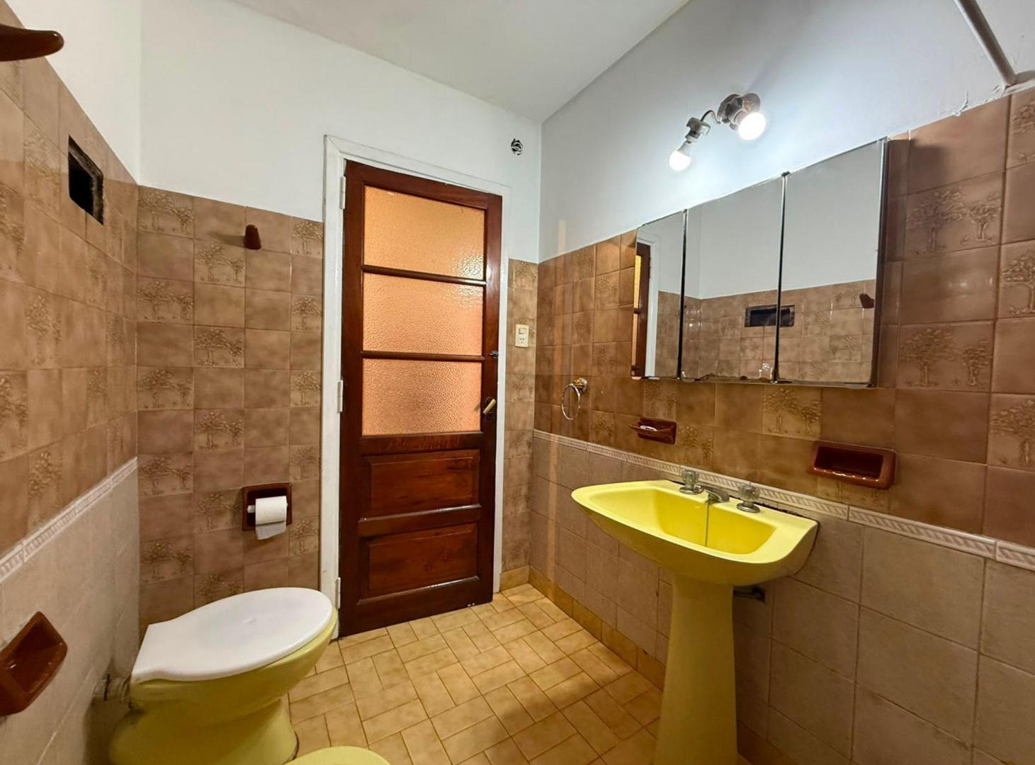 Foto de CASA 3 AMBIENTES COCHERA QUINCHO EN GRAN LOTE!, imagen 2