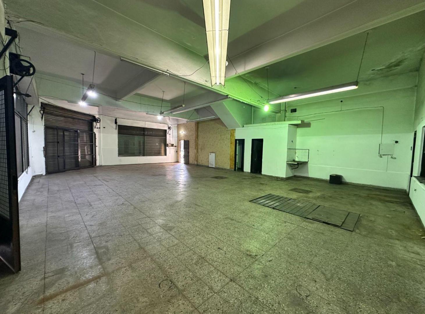 Foto de VENTA GALPON COMERCIAL+ DEPARTAMENTO 4 AMBIENTES, imagen 4