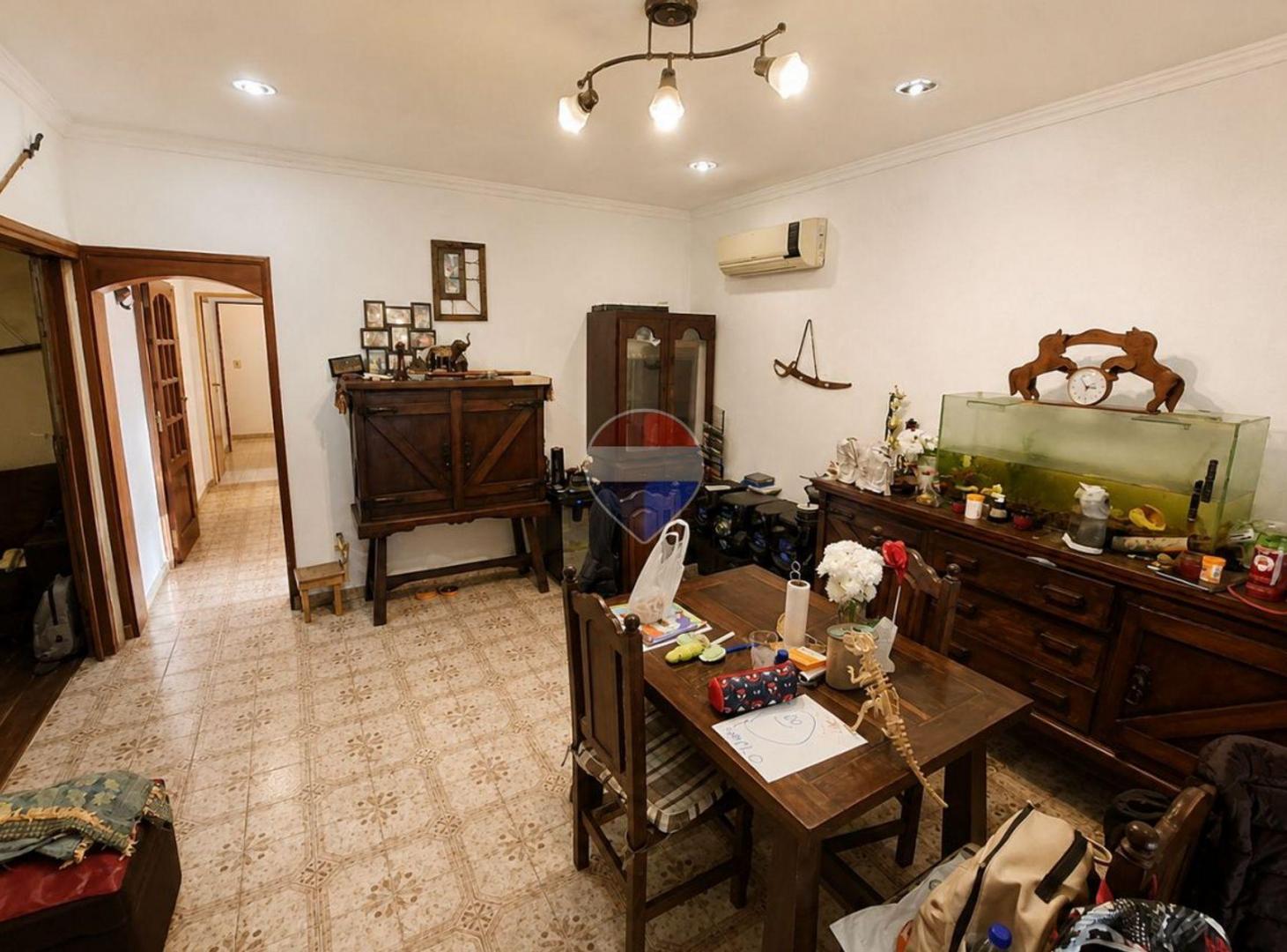 Foto de CASA EN VENTA 4 AMB CON COCHERA Y QUINCHO, imagen 5