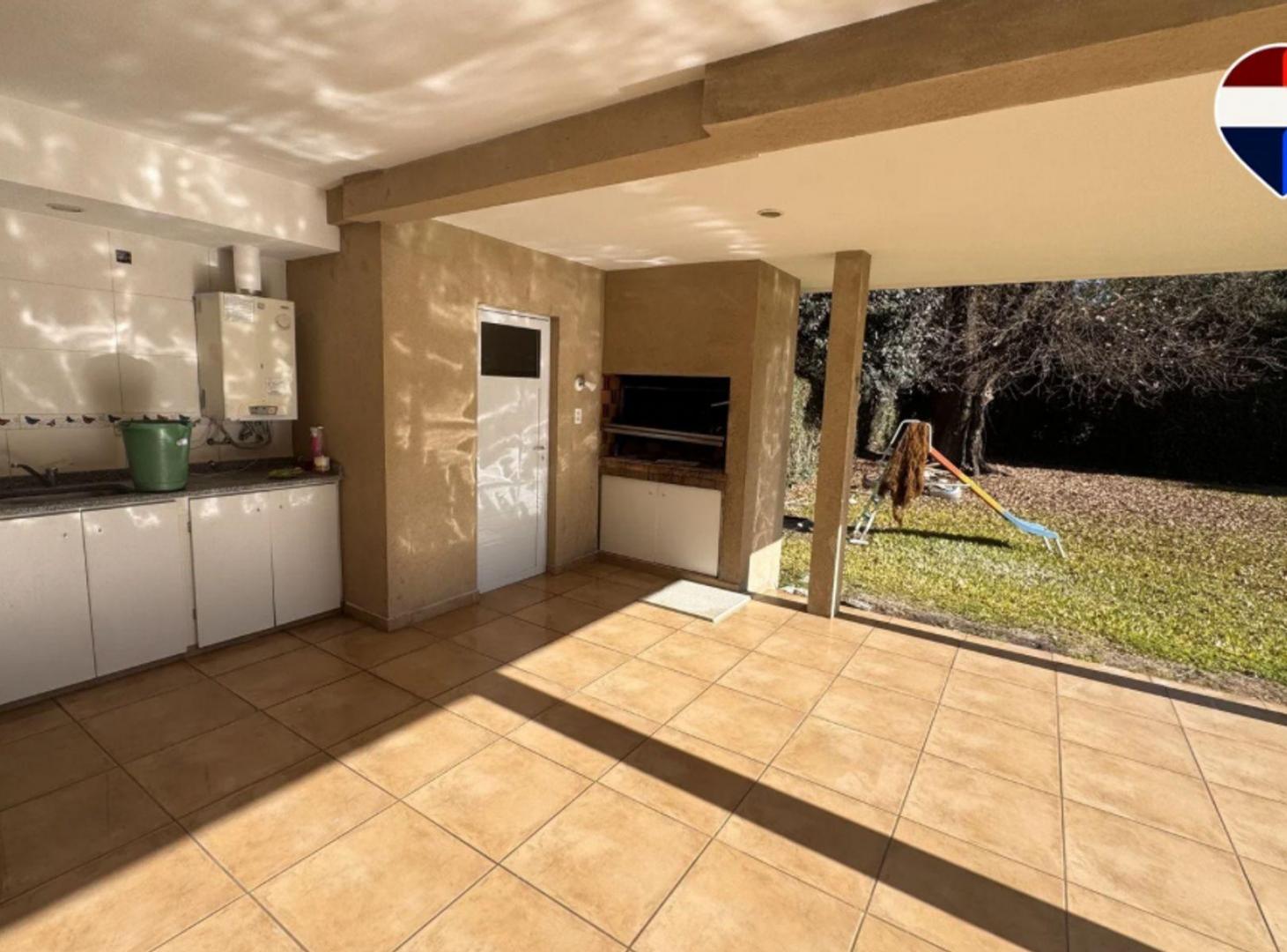 Foto de ALQUILER CASA 4 AMB JARDIN Y PISCINA - RANELAGH, imagen 1