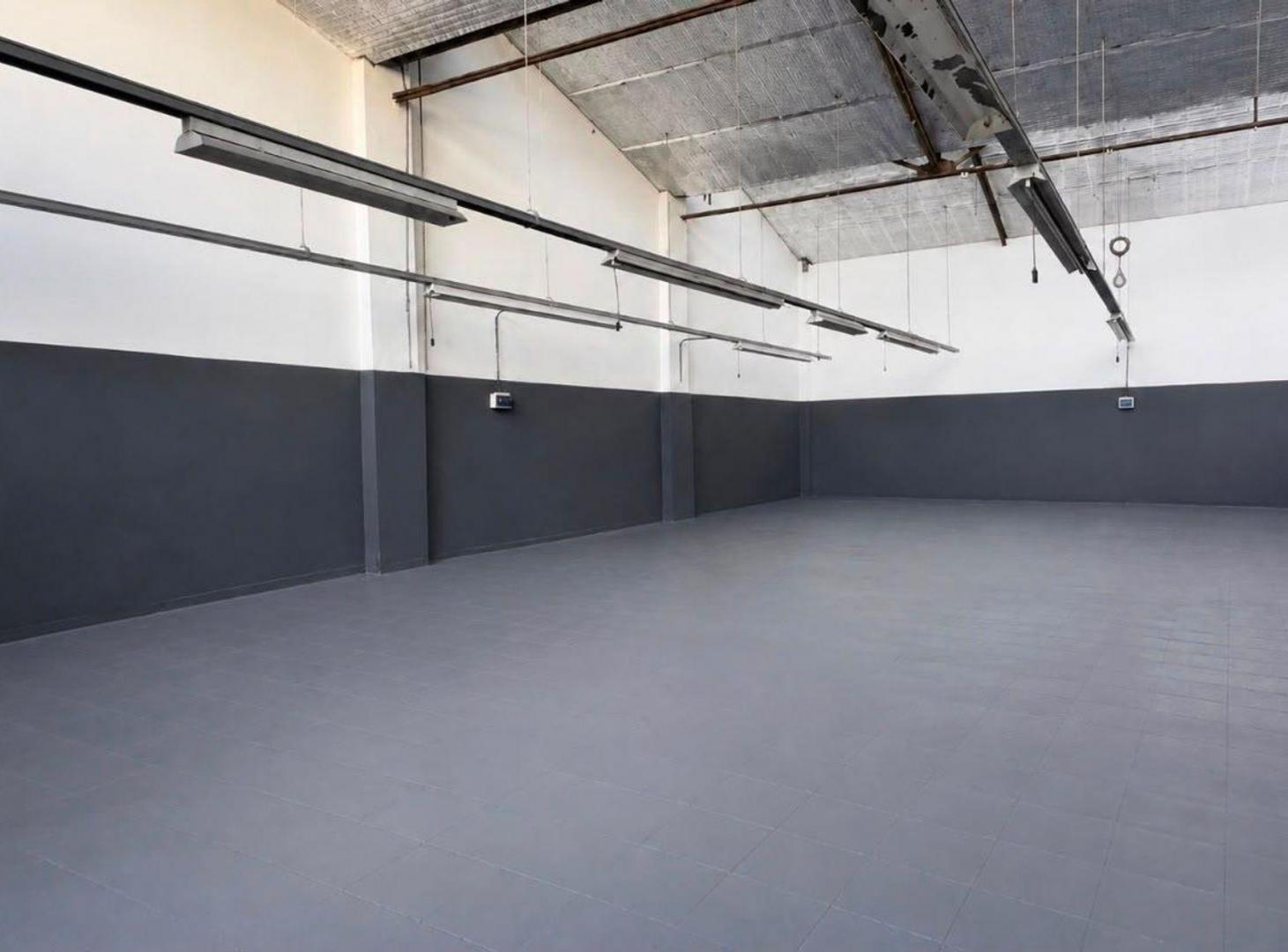 Foto de ALQUILER GALPON - DEPOSITO 250 M2 BERNAL ESTE, imagen 3