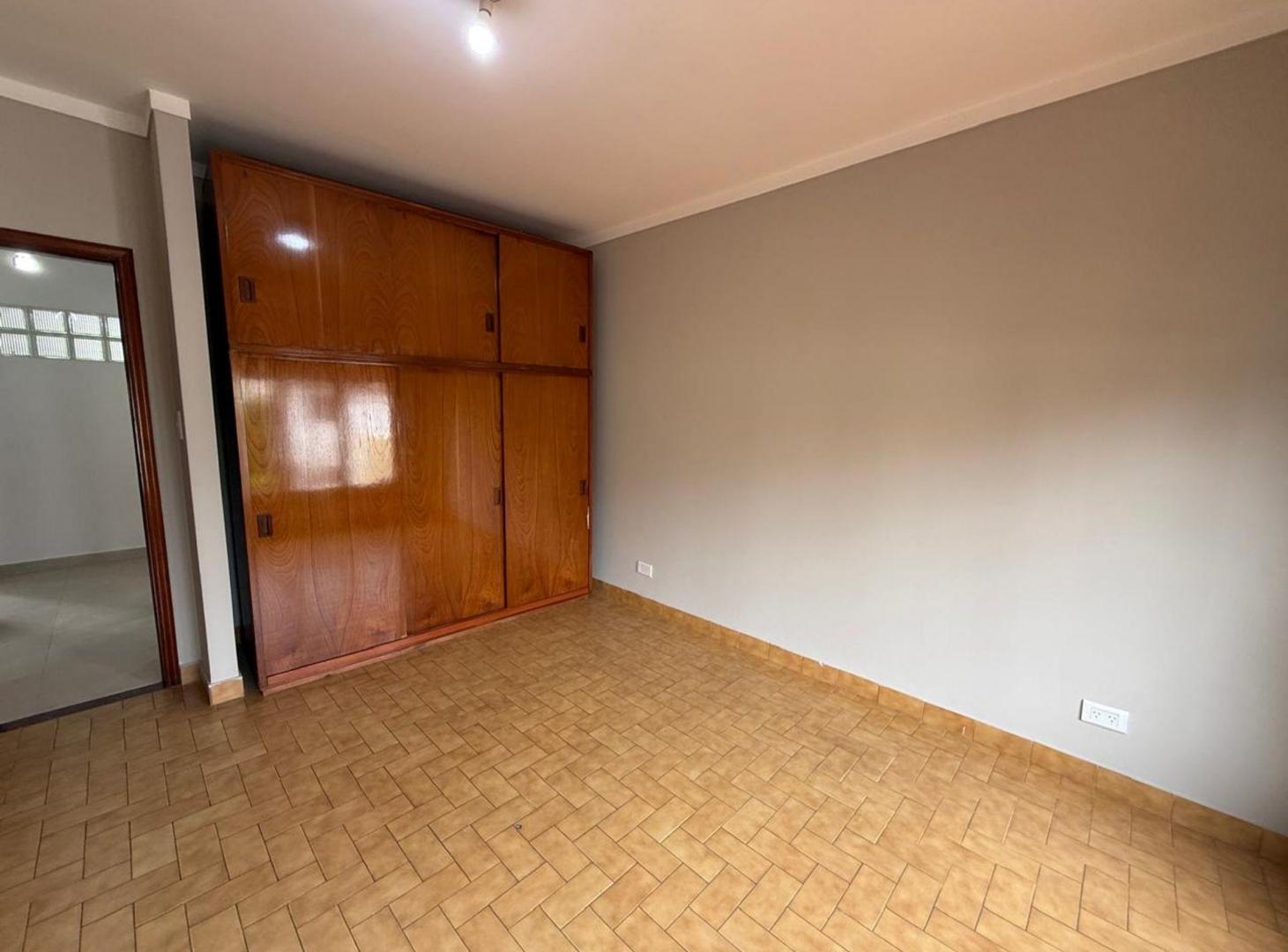 Foto de ALQUILER CASA 3 AMB CON BALCÓN AL FRENTE - BERNAL, imagen 5