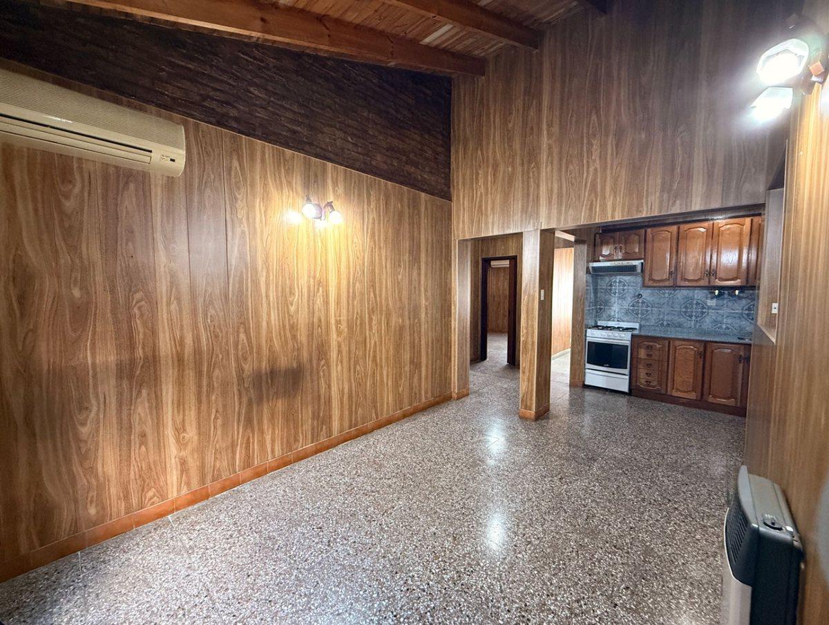 Foto de Casa 4 ambientes en venta Bernal apto credito, imagen 2