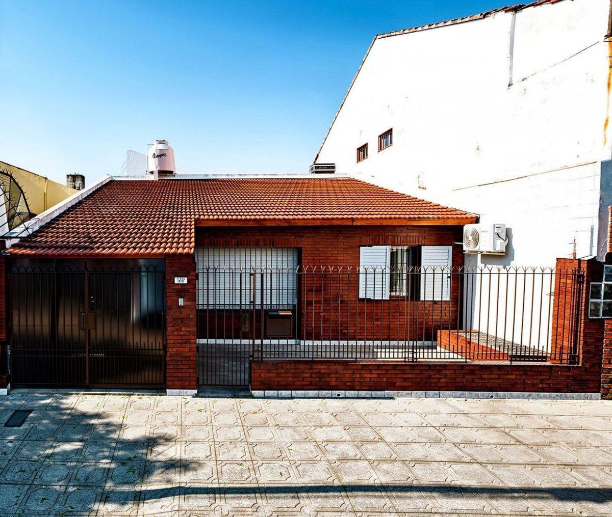 Foto de Casa 4 ambientes en venta Bernal apto credito, imagen 3