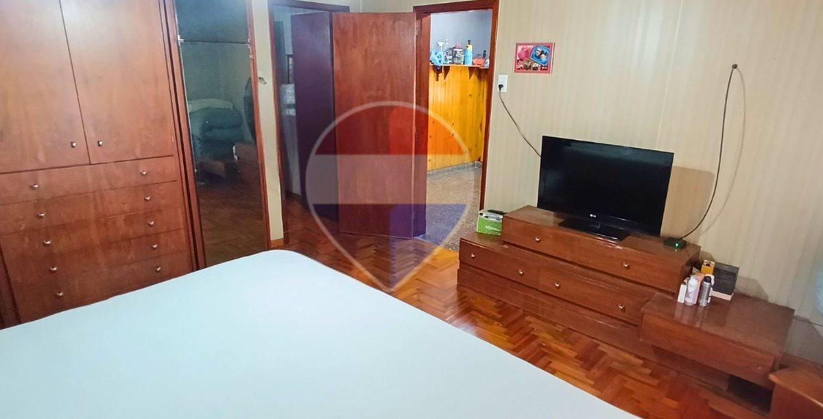 Foto de VENTA CASA 4 AMBIENTES PATIO COCHERA BERNAL OESTE, imagen 3