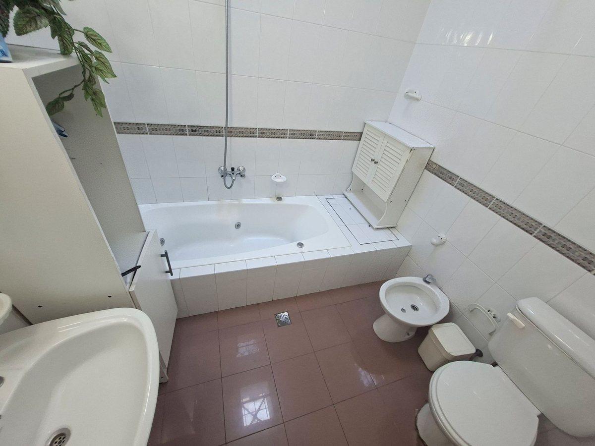 Foto de VENTA CASA 5 AMB CON PATIO Y COCHERA, QUILMES, imagen 5