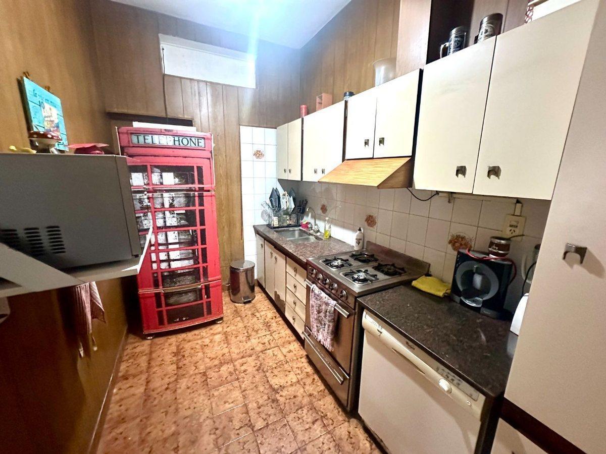Foto de VENTA CASA 4 AMB COCHERA DOBLE FLORENCIO VARELA, imagen 1