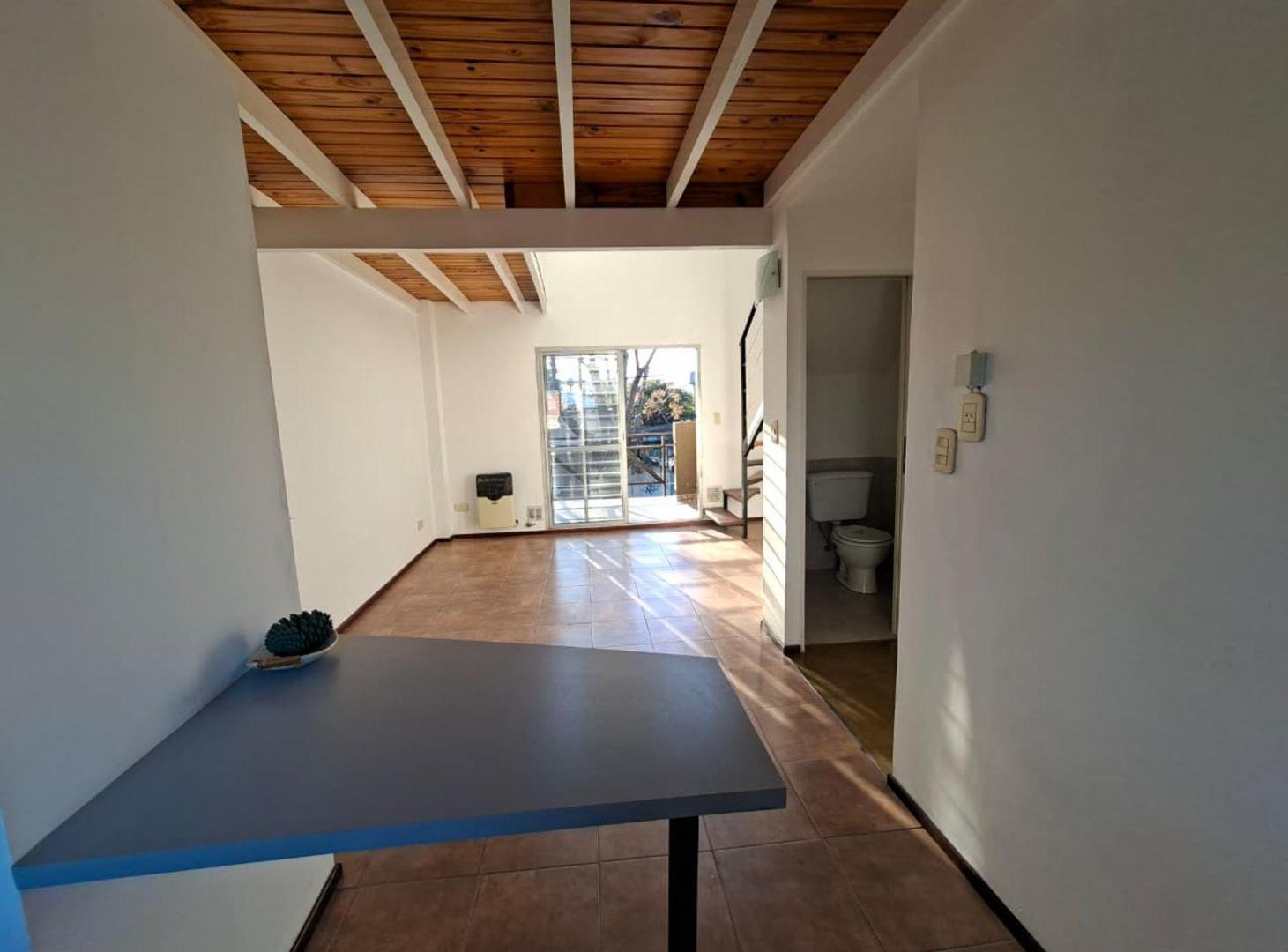 Foto de VENTA PH 2 AMB CON BALCON Y COCHERA, VILLA ESPAÑA, imagen 1