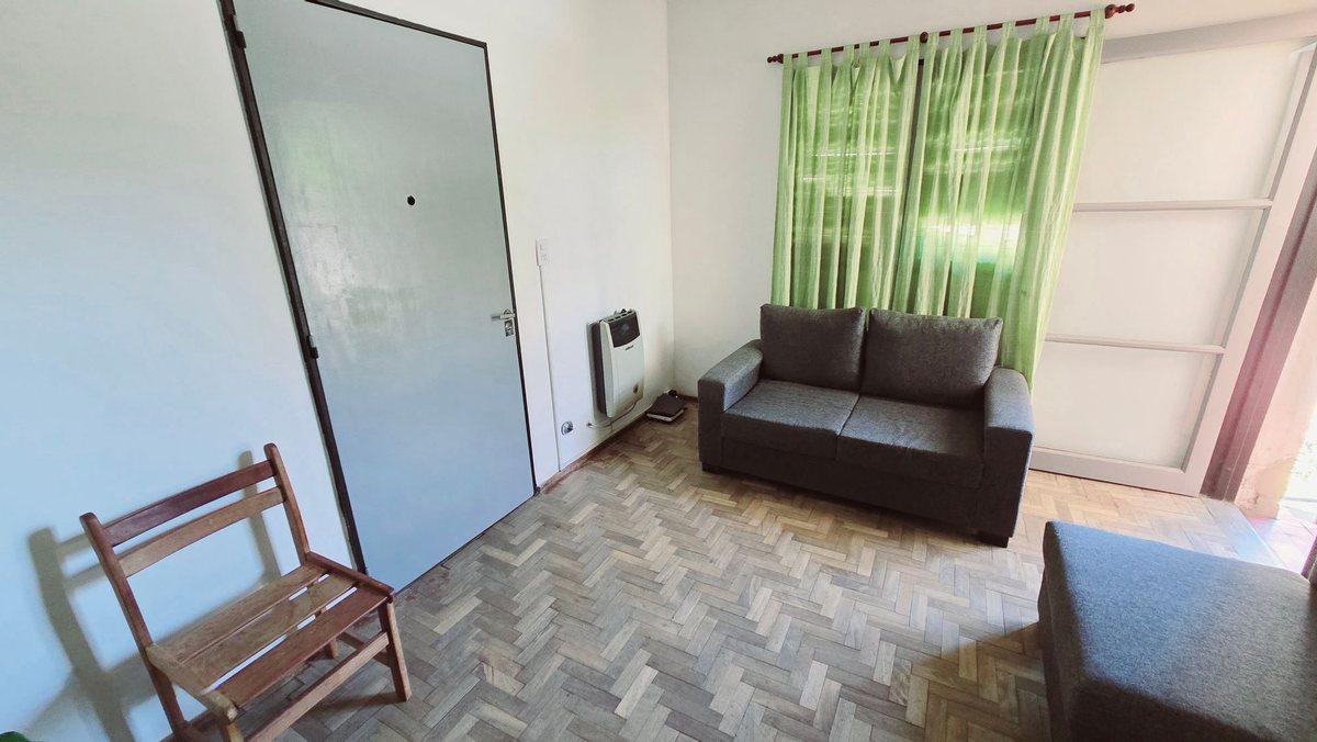 Foto de VENTA DEPTO 3 AMB CON BALCON BERAZATEGUI, imagen 1