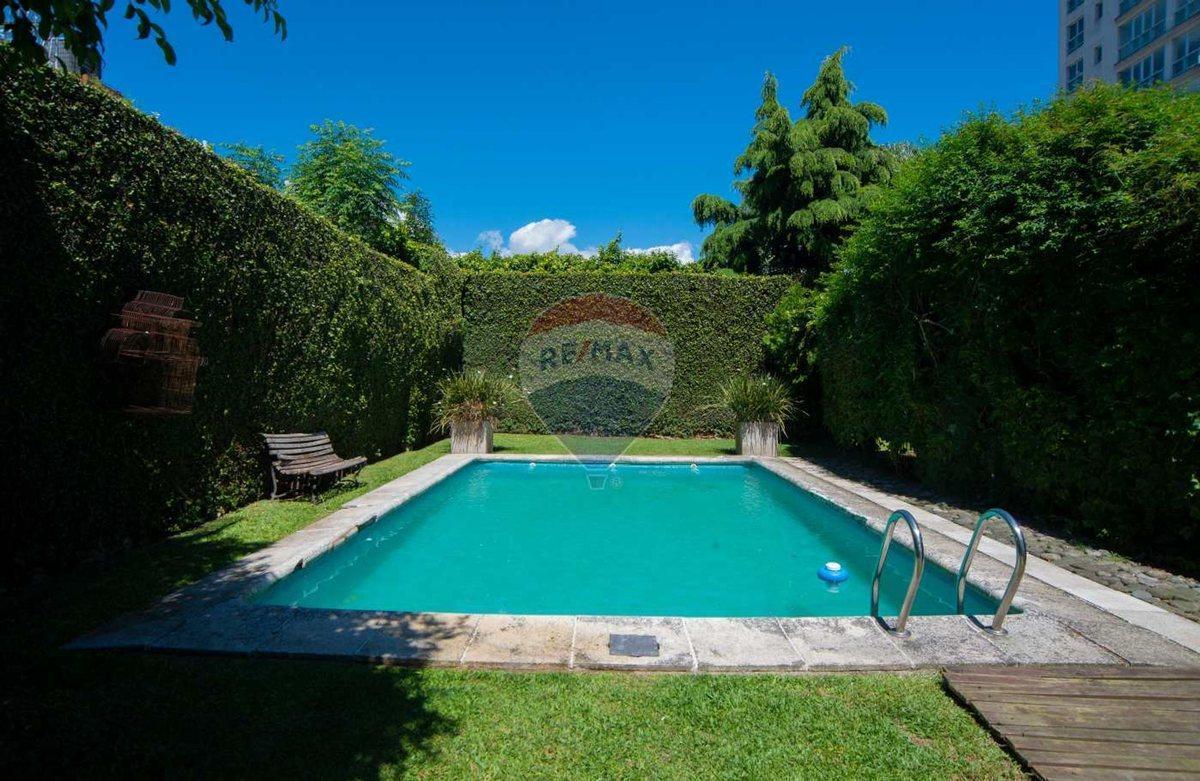 Foto de VENTA CASA 4 AMB COCHERA JARDIN PISCINA QUILMES, imagen 2