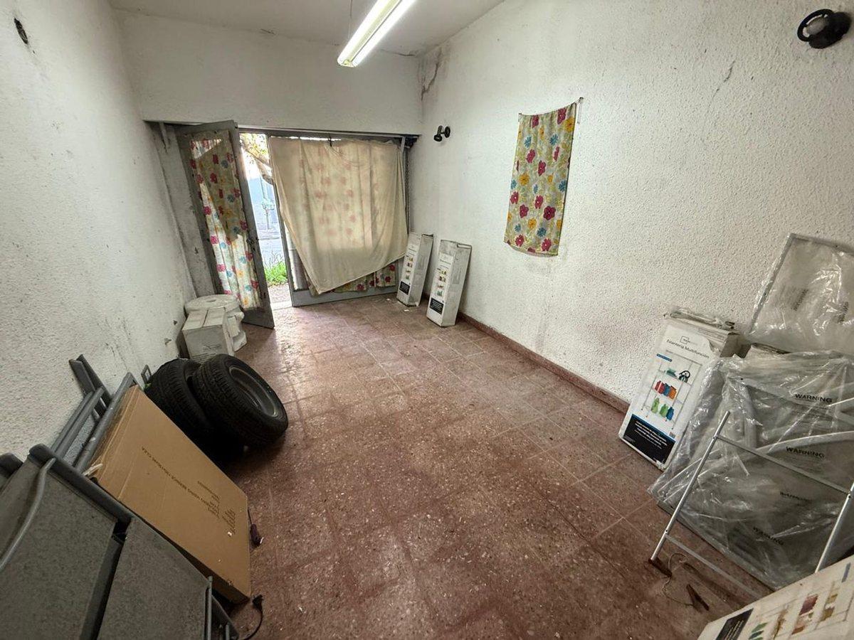 Foto de LOTE EN VENTA BERNAL OESTE - CON DPTO A RECICLAR, imagen 5