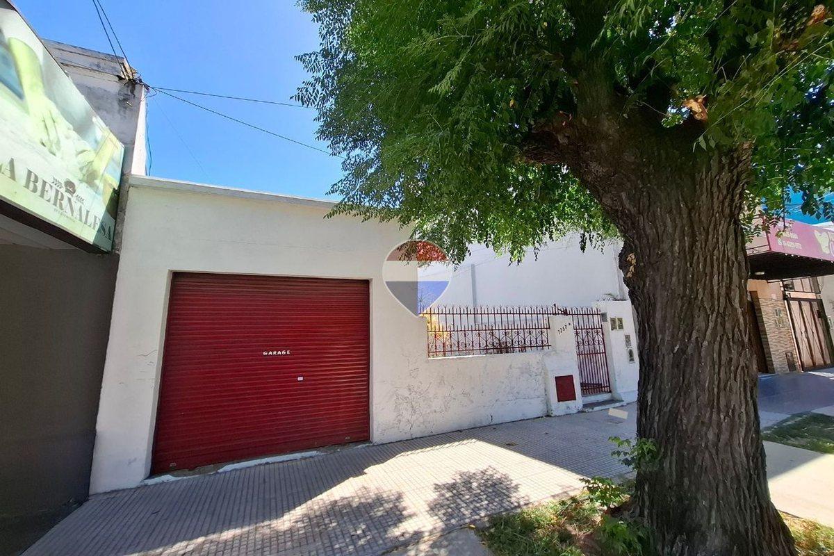 Foto de VENTA PH 3 AMB CON COCHERA APTO CREDITO BERNAL, imagen 1