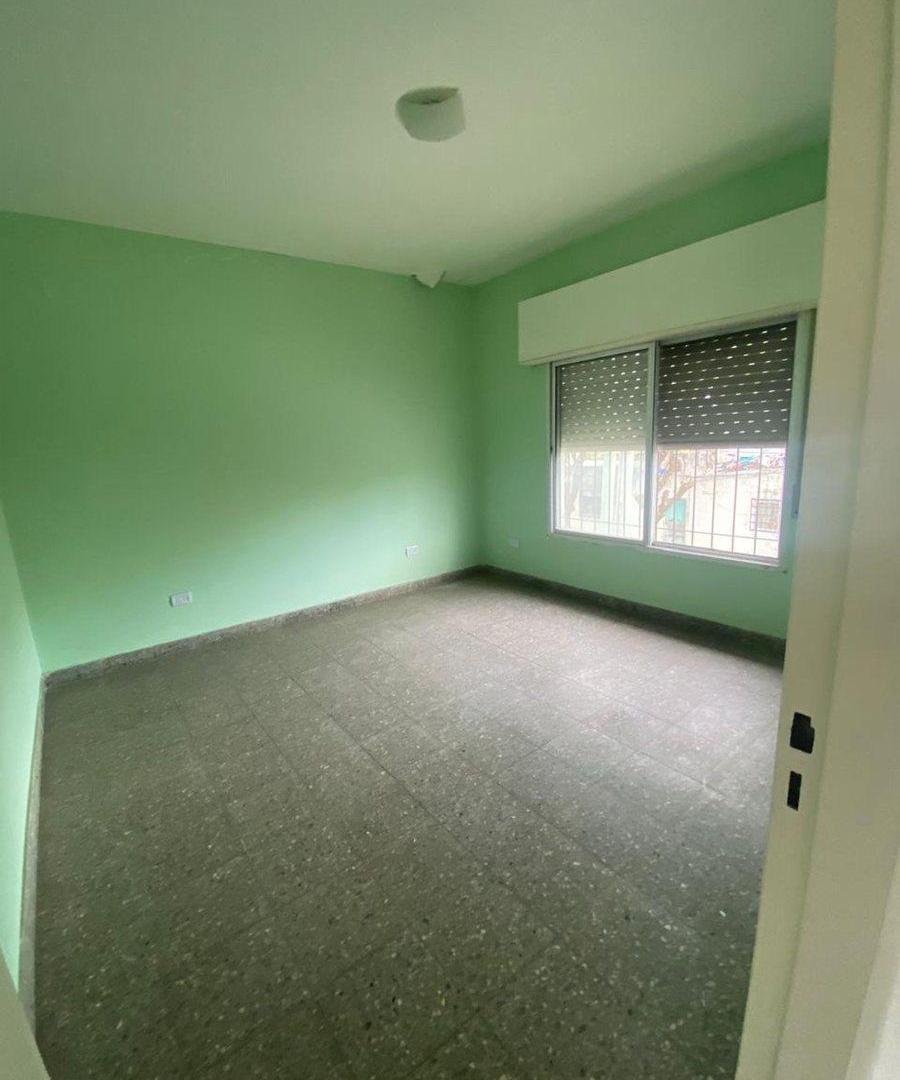 Foto de ALQUILER DE PH 4 AMBIENTES EN BERNAL, imagen 1