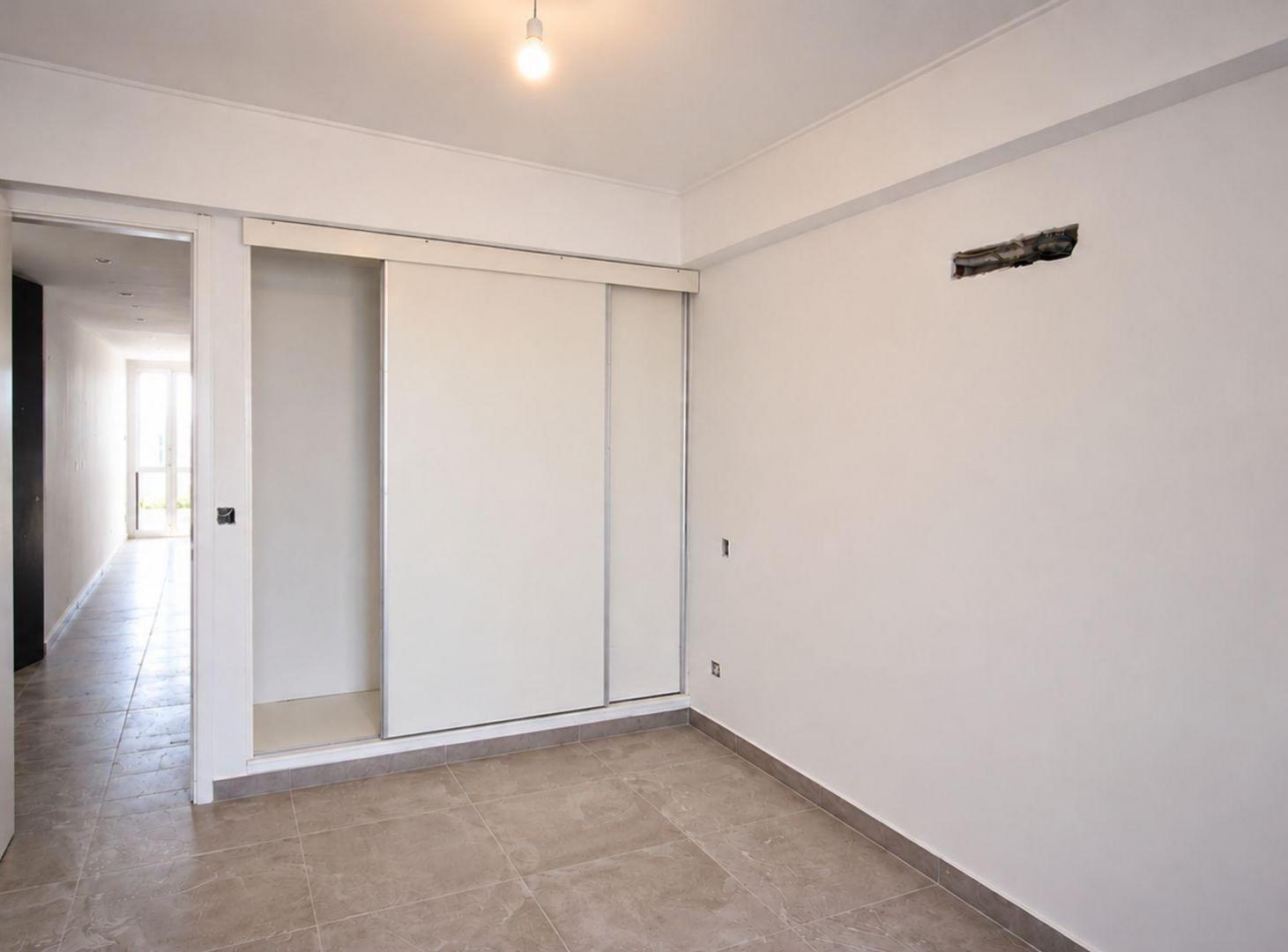 Foto de DEPARTAMENTO 2 AMBIENTES CON COCHERA EN QUILMES, imagen 1