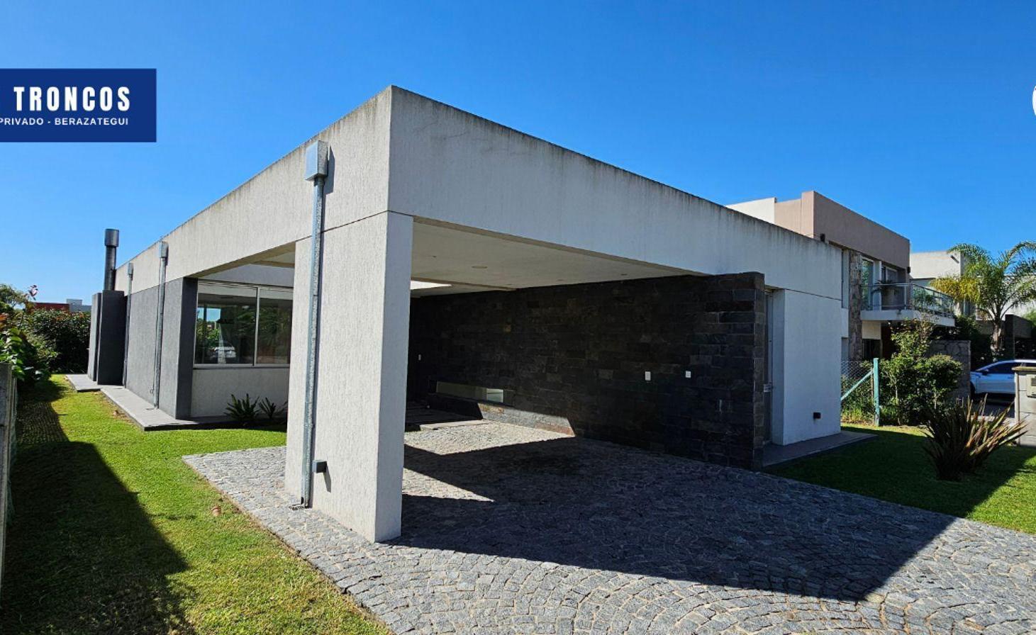 Foto de Casa 4 ambientes Venta Los Troncos, imagen 4