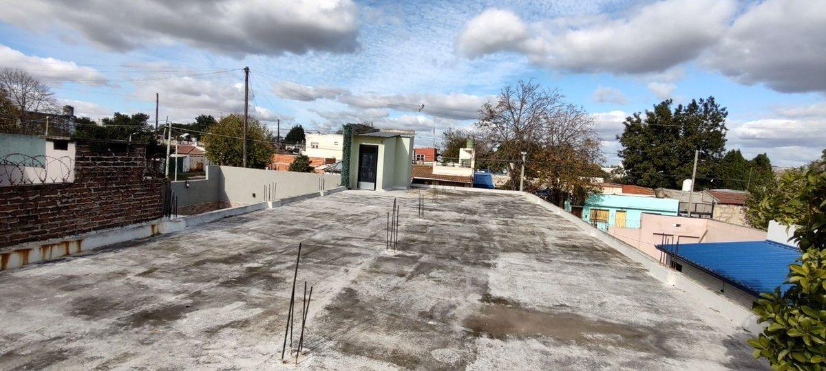 Foto de VENTA DEPOSITO GALPON LOSA COCHERA BERNAL QUILMES, imagen 4