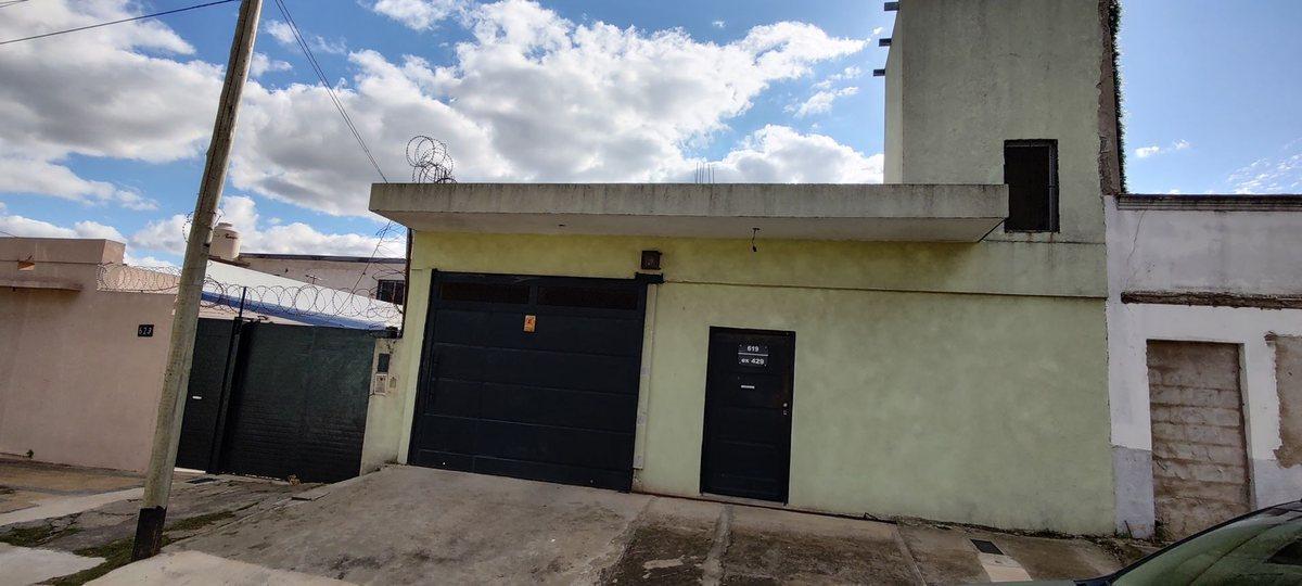 Foto de VENTA DEPOSITO GALPON LOSA COCHERA BERNAL QUILMES, imagen 2