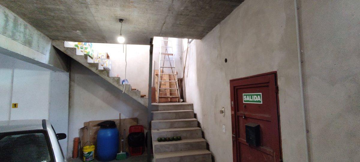 Foto de VENTA DEPOSITO GALPON LOSA COCHERA BERNAL QUILMES, imagen 5