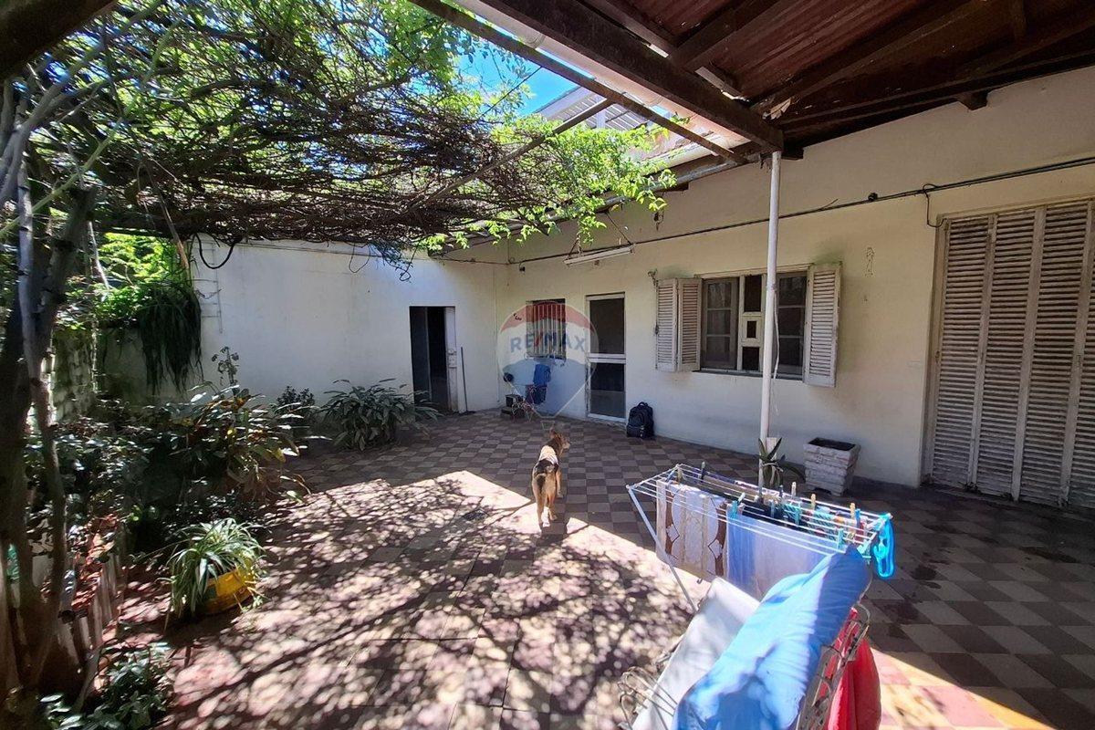 Foto de VENTA CASA 3 AMB CON GALPÓN Y JARDÍN QUILMES, imagen 4