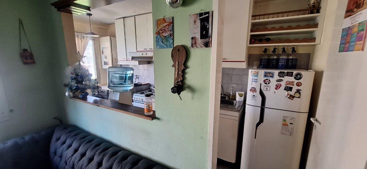 Foto de VENTA DEPTO 3 AMBIENTES WILDE COCHERA APTO CREDITO, imagen 4