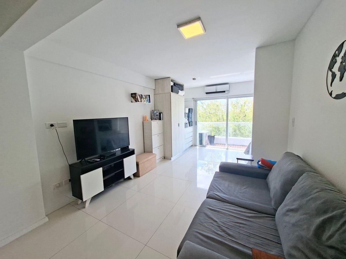 Foto de VENTA DEPTO MONOAMBIENTE AMPLIO, WILDE CENTRO, imagen 5