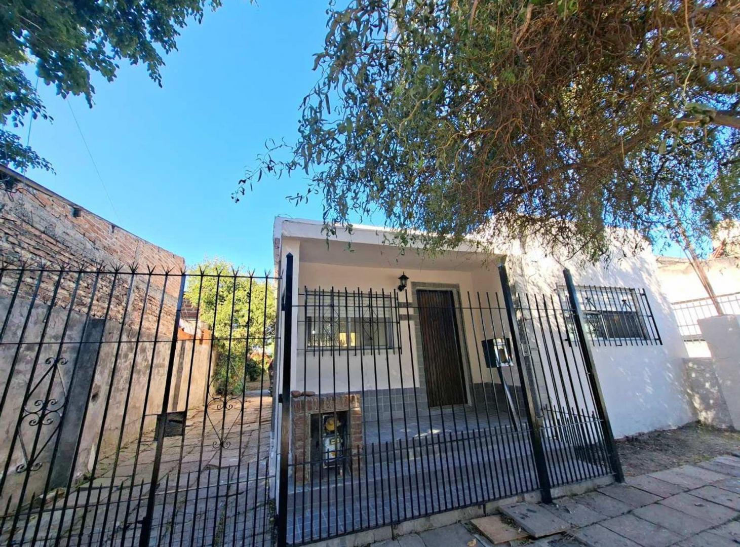 Foto de VENTA CASA 3 AMB CON PARQUE, BERNAL ESTE.APTA CRED, imagen 5