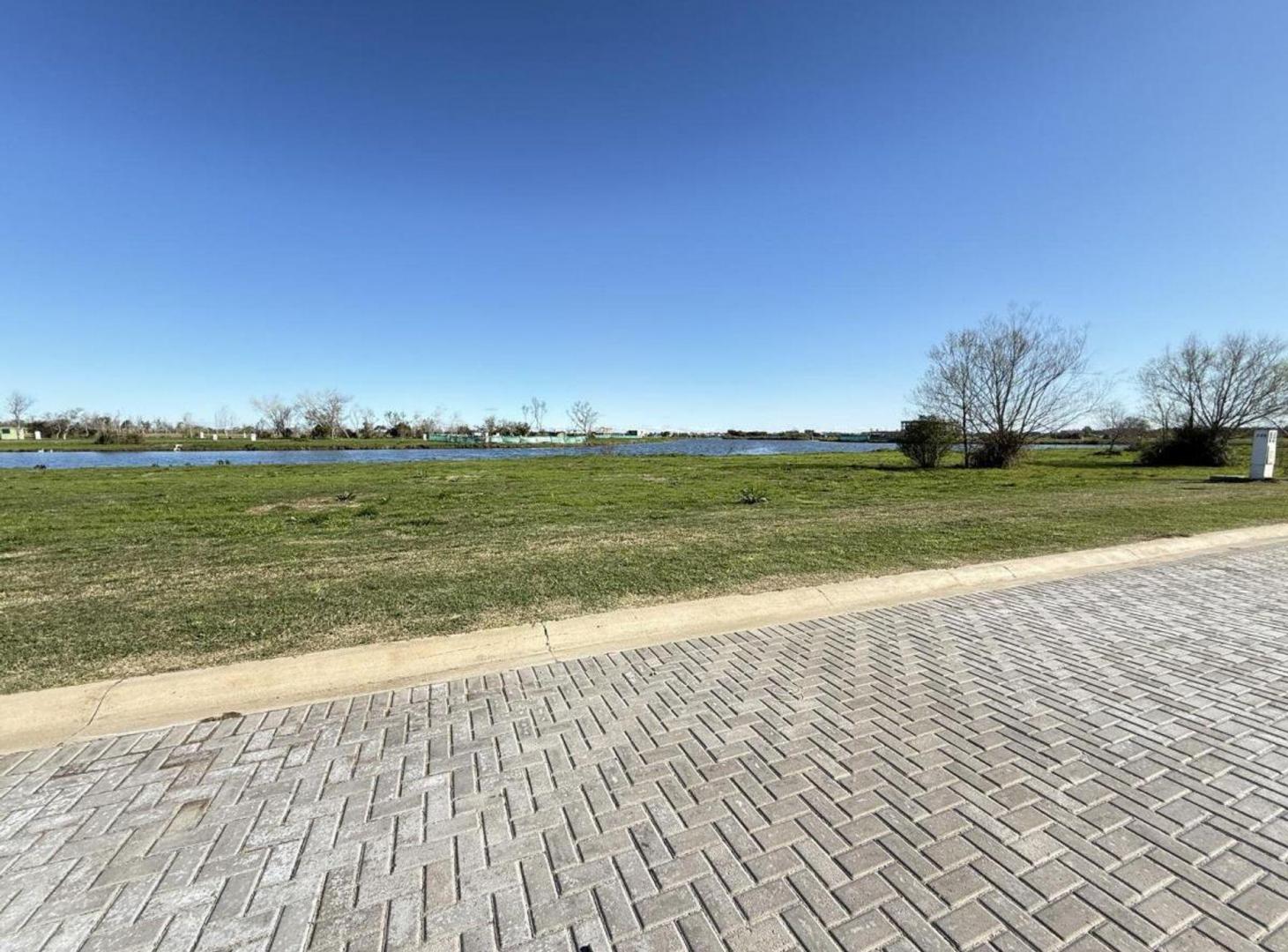 Foto de VENTA LOTE ELCANO HUDSON CON FONDO A LA LAGUNA, imagen 4