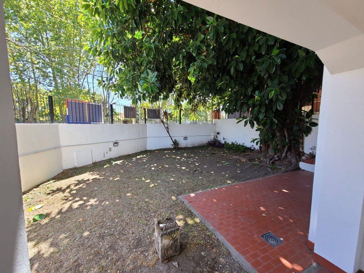 Foto de CASA 5 AMBIENTES EN BERNAL CENTRO EN VENTA, imagen 1