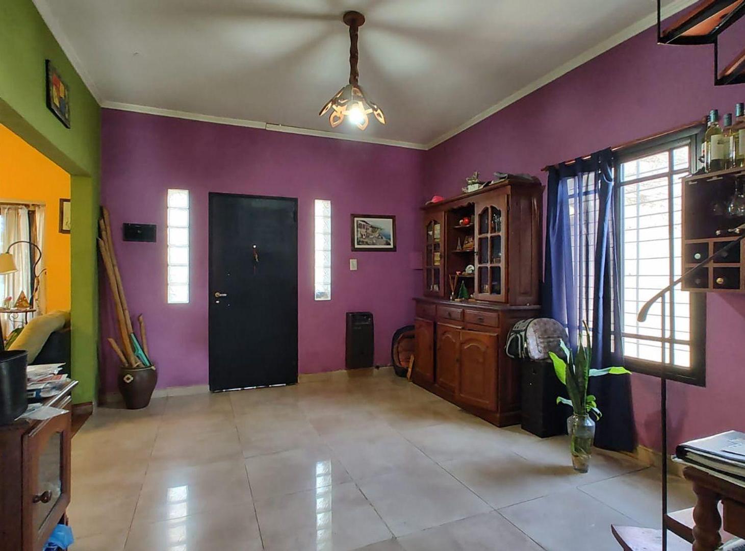 Foto de VENTA CASA 4 AMB COCHERA PILETA QUINCHO QUILMES, imagen 5