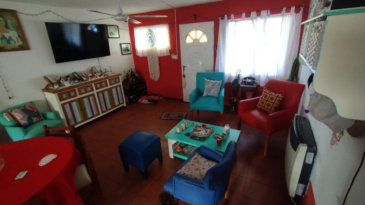 Foto de Venta Casa Quinta con Pileta en Florencio Varela, imagen 4