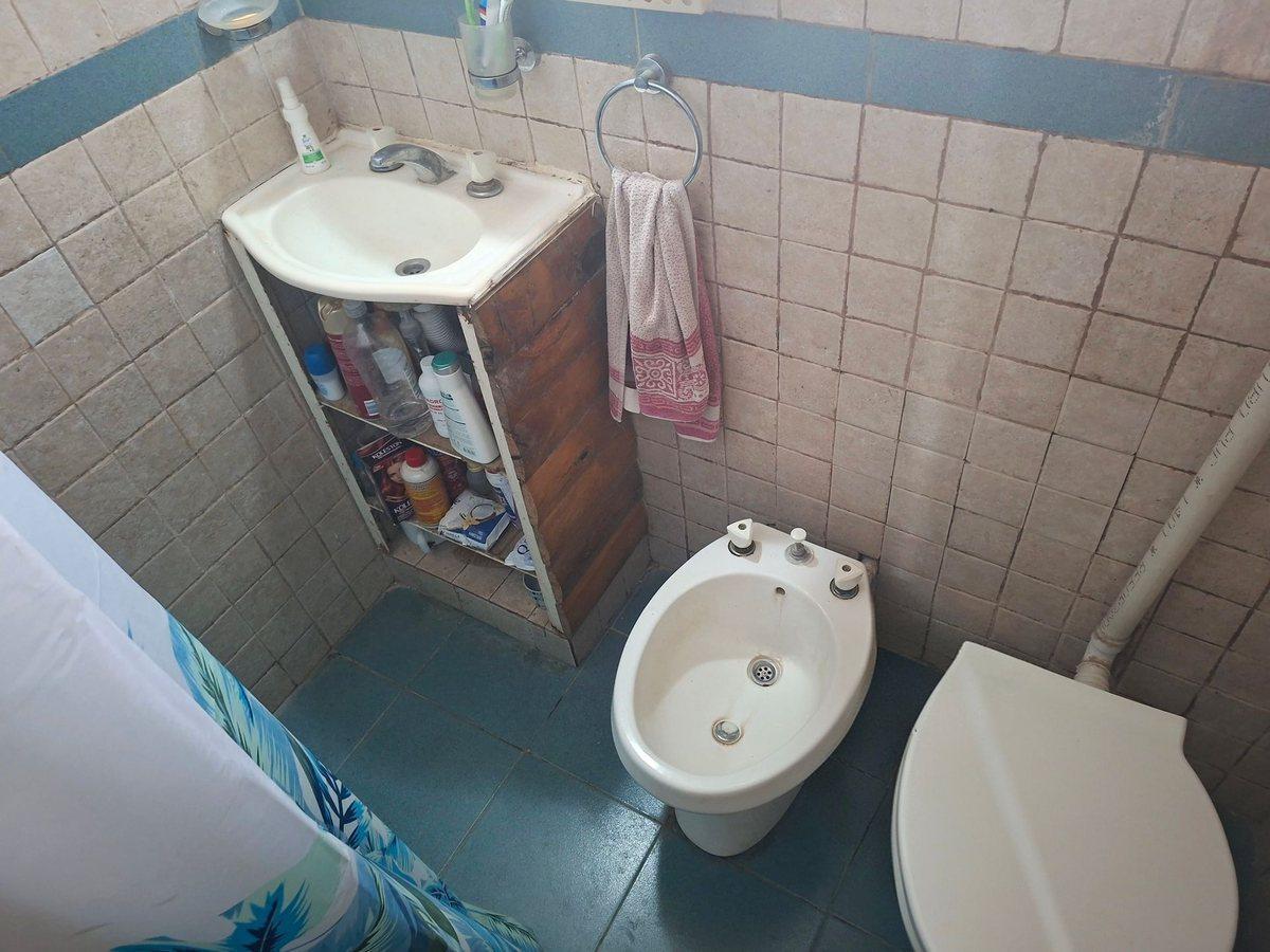 Foto de VENTA CASA 3 AMB CON PATIO BERAZATEGUI, imagen 5